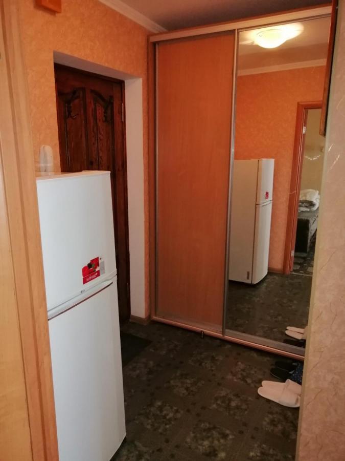 Апартаменты На Победы 25 Kremenčuk Esterno foto